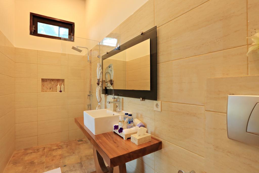 Villa Kipas Retreat Senggigi Extérieur photo